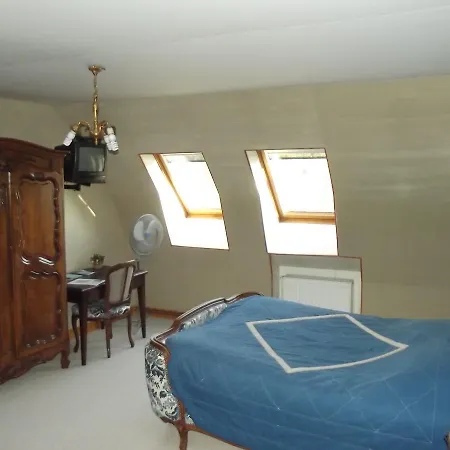 Bed & Breakfast A L'australienne Au Coeur Des Volcans D'auvergne