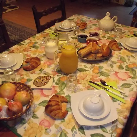 A L'australienne Au Coeur Des Volcans D'auvergne 3*
